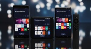 Um smartphone Android, uma Android Box e um Fire Stick exibindo a aplicação IPTV Smarters Pro.